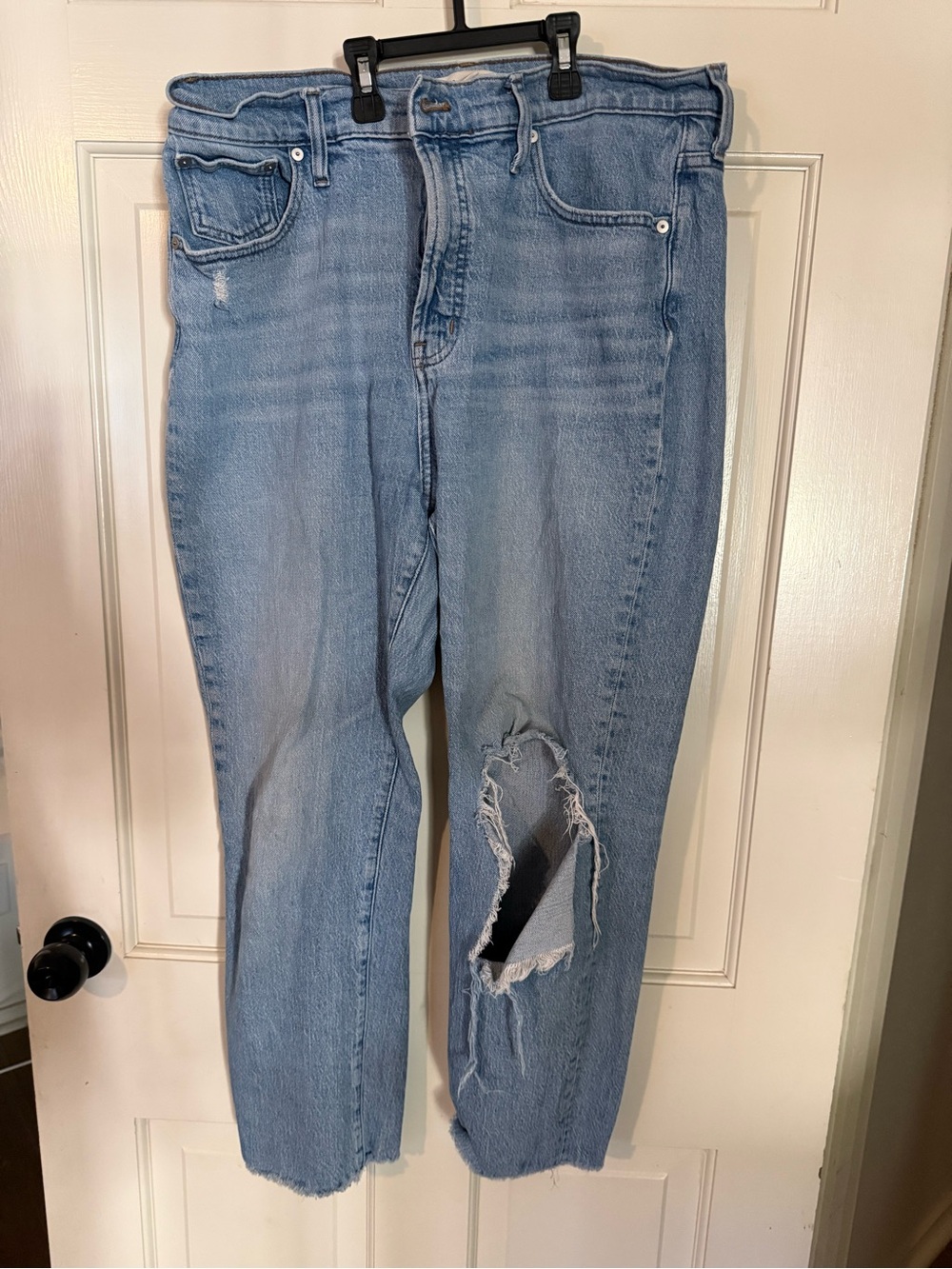 Light Blue Distressed Madewell perfect vintage Jean